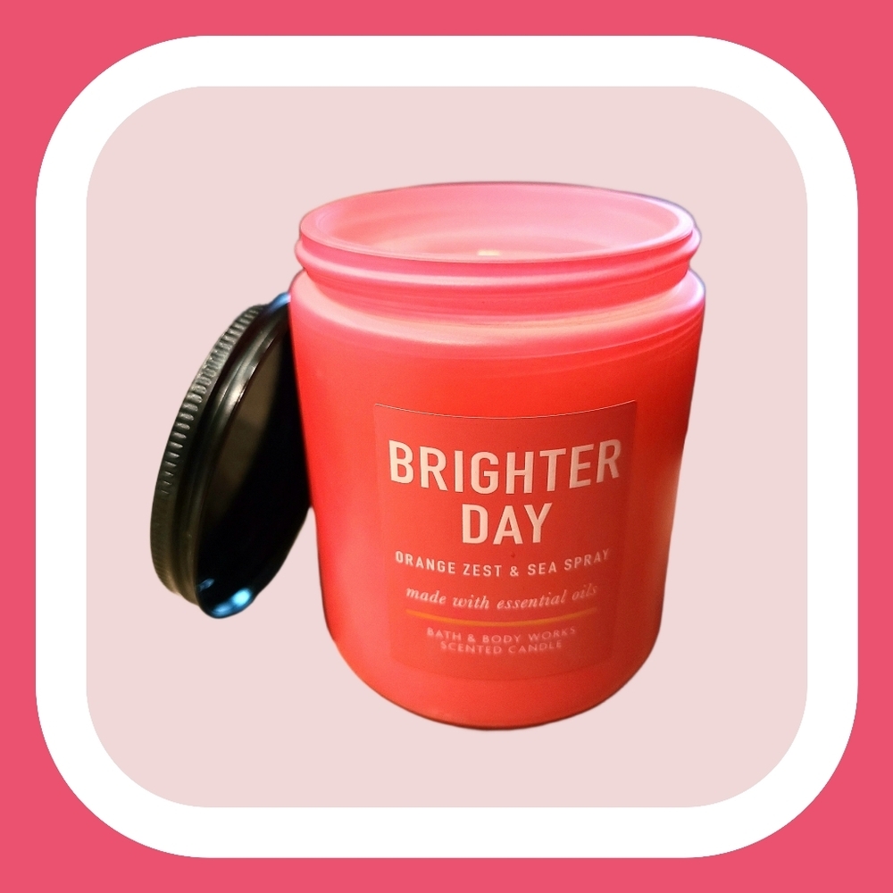 "BRIGHTER DAY" ORANGE ZEST & SEA SPRAY SINGLE WICK CANDLE by Bath and Body Works